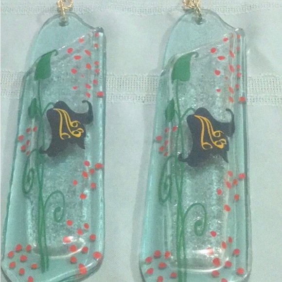 Hanging Flower Bud Vases 2 Hand-Blown & painted Gorgeous bud vases A unique Gift - Picture 6 of 9